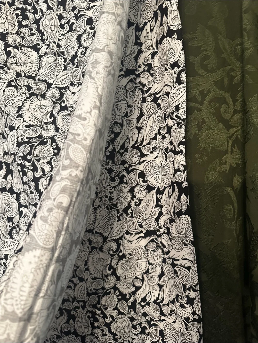 Talbots Black and White Floral Paisley Maxi Linen Skirt Size 16
